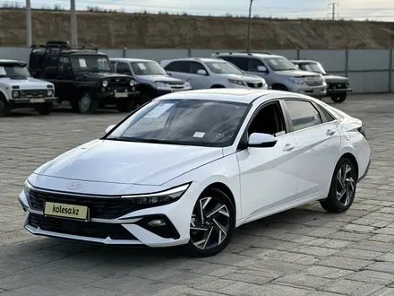 Hyundai Elantra 2024 года за 9 500 000 тг. в Атырау