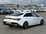 Hyundai Elantra 2024 года за 9 500 000 тг. в Атырау – фото 5