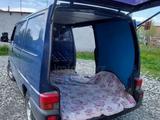 Volkswagen Transporter 1997 года за 4 500 000 тг. в Усть-Каменогорск – фото 2