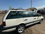 Volkswagen Passat 1991 годаfor800 000 тг. в Астана – фото 5