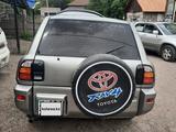 Toyota RAV4 2000 годаүшін3 200 000 тг. в Жезказган – фото 3