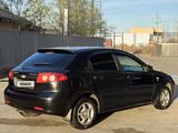Chevrolet Lacetti 2012 годаfor2 300 000 тг. в Атырау – фото 4