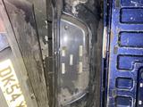 Крышка багажника (задний борт) на Тойоту Ленд Крузер 100 за 50 000 тг. в Алматы