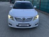 Toyota Camry 2010 года за 6 637 779 тг. в Актобе