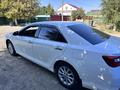 Toyota Camry 2013 года за 8 300 000 тг. в Атырау – фото 2