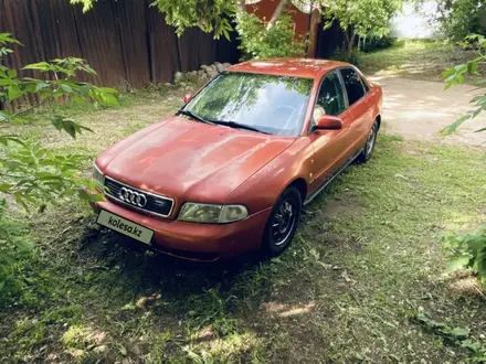 Audi A4 1997 года за 850 000 тг. в Алматы – фото 7