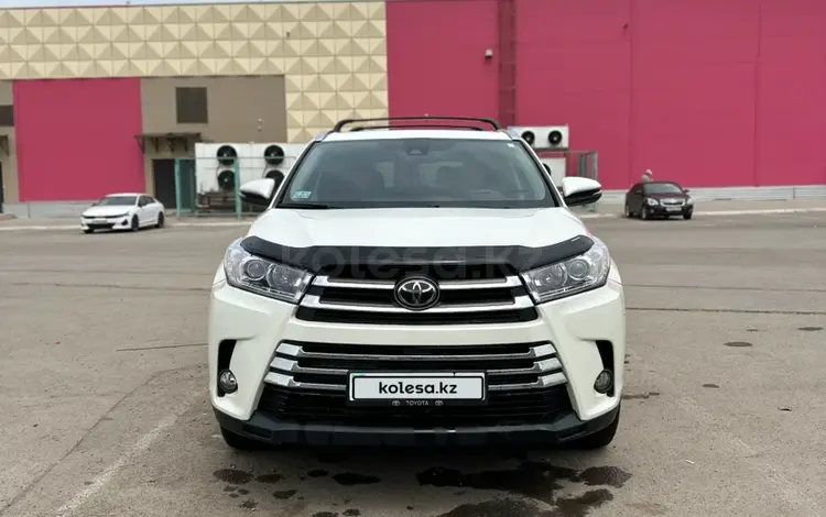 Toyota Highlander 2018 года за 20 500 000 тг. в Астана