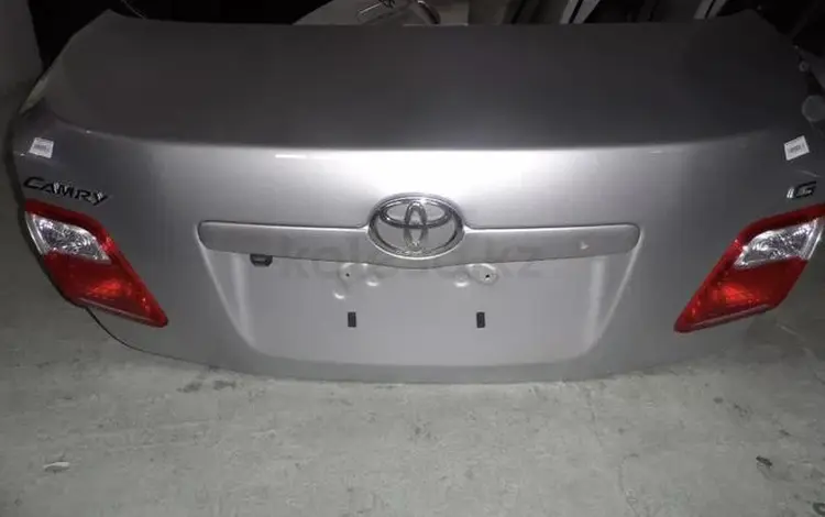 Крышка багажника Toyota Camry 40 за 40 000 тг. в Талдыкорган