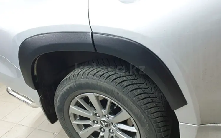 Расширители арок Mitsubishi Pajero sport 3 за 85 000 тг. в Алматы