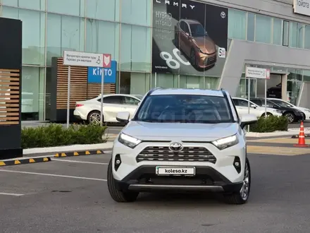 Toyota RAV4 2025 года за 19 500 000 тг. в Астана