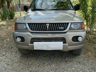 Mitsubishi Montero Sport
