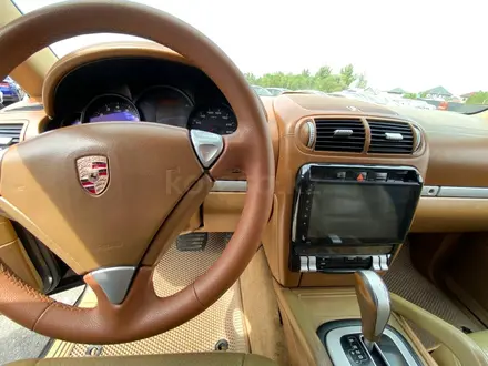 Porsche Cayenne 2005 года за 3 373 650 тг. в Алматы – фото 9