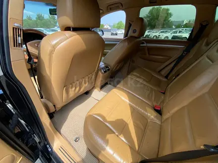 Porsche Cayenne 2005 года за 3 373 650 тг. в Алматы – фото 12