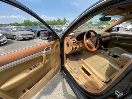 Porsche Cayenne 2005 года за 3 373 650 тг. в Алматы – фото 7
