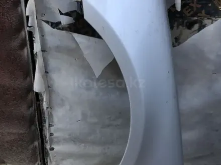 Крыло передний Е 65 Е66 за 30 000 тг. в Алматы – фото 2