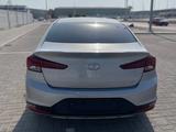 Hyundai Elantra 2020 года за 25 869 тг. в Караганда – фото 2