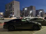 Kia Cadenza 2015 года за 8 900 000 тг. в Уральск – фото 2