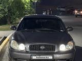 Hyundai Sonata 2002 года за 2 300 000 тг. в Семей – фото 2