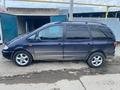 Volkswagen Sharan 1998 года за 3 000 000 тг. в Костанай – фото 6