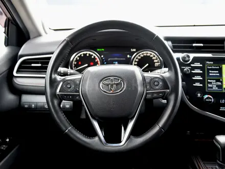 Toyota Camry 2020 года за 15 500 000 тг. в Шымкент – фото 14