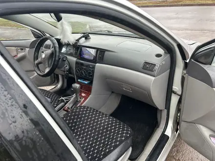 Toyota Corolla 2004 года за 3 200 000 тг. в Астана – фото 11