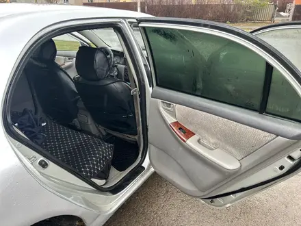 Toyota Corolla 2004 года за 3 200 000 тг. в Астана – фото 13