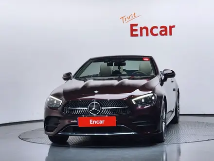 Mercedes-Benz E 450 Premium 2023 года за 34 800 000 тг. в Алматы – фото 3