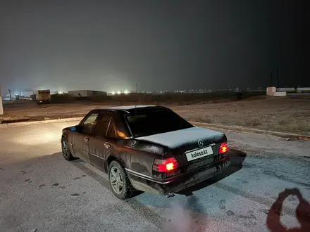 Mercedes-Benz E 220 1995 года за 2 000 000 тг. в Балхаш – фото 6