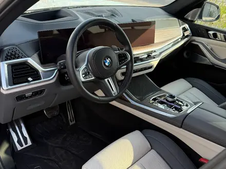 BMW X7 2023 года за 81 000 000 тг. в Шымкент – фото 4