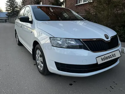 Skoda Rapid 2015 года за 4 900 000 тг. в Петропавловск – фото 2