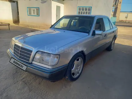 Mercedes-Benz E 220 1994 года за 2 800 000 тг. в Кызылорда – фото 6