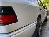 Mercedes-Benz E 280 1993 годаfor2 000 000 тг. в Шу – фото 4