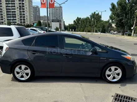 Toyota Prius 2015 года за 6 900 000 тг. в Алматы – фото 5