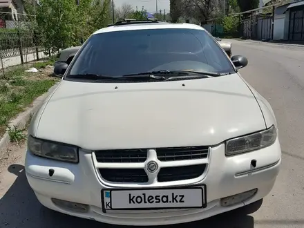 Chrysler Stratus 1998 годаүшін1 400 000 тг. в Алматы