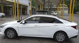 Hyundai Elantra 2022 годаүшін7 400 000 тг. в Алматы – фото 3