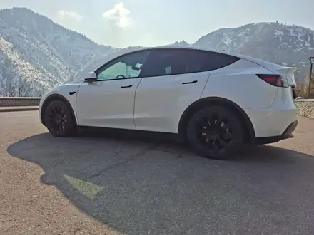 Tesla Model Y 2021 года за 13 000 000 тг. в Алматы – фото 14
