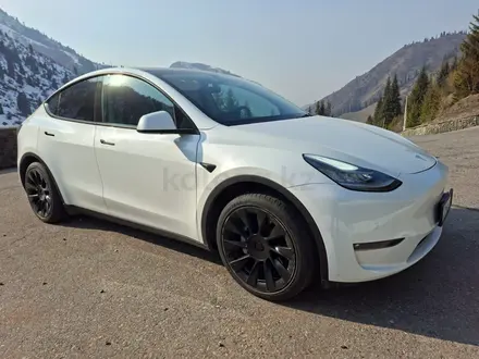 Tesla Model Y 2021 года за 13 000 000 тг. в Алматы – фото 4