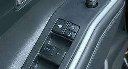 Toyota Highlander 2020 годаүшін17 000 000 тг. в Караганда – фото 4