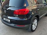 Volkswagen Tiguan 2012 года за 7 400 000 тг. в Костанай – фото 4