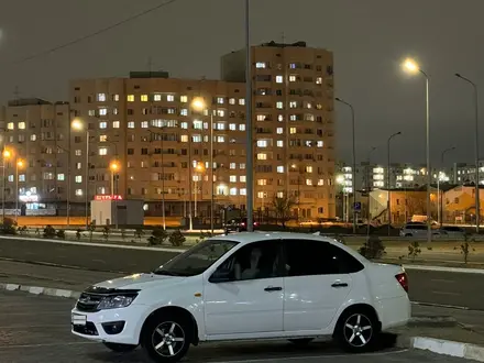 ВАЗ (Lada) Granta 2190 2014 года за 2 500 000 тг. в Актау – фото 3