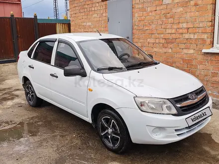 ВАЗ (Lada) Granta 2190 2014 года за 2 100 000 тг. в Усть-Каменогорск – фото 2