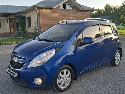Chevrolet Spark 2012 года за 2 750 000 тг. в Шымкент – фото 2