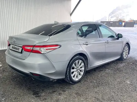 Toyota Camry 2020 года за 8 695 500 тг. в Астана – фото 6