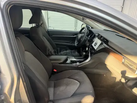 Toyota Camry 2020 года за 7 456 500 тг. в Астана – фото 9