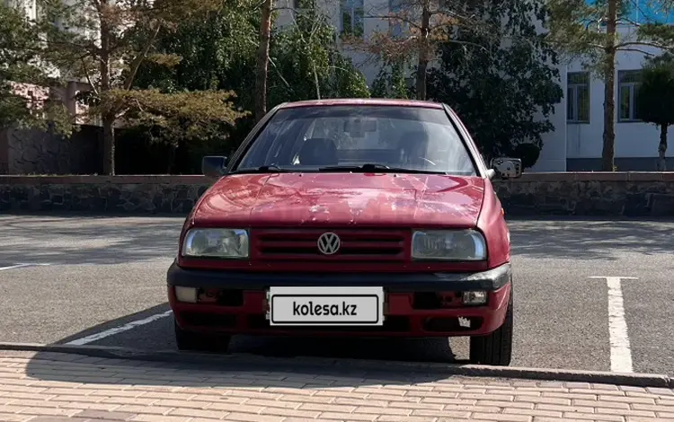 Volkswagen Vento 1994 годаfor1 700 000 тг. в Караганда