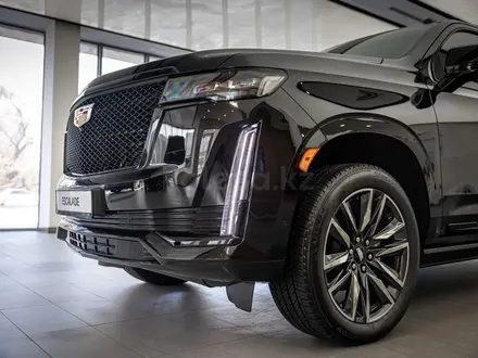 Cadillac Escalade Sport 2023 года за 82 000 000 тг. в Кокшетау – фото 13