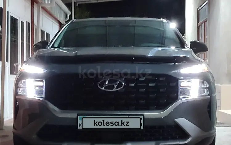 Hyundai Santa Fe 2022 годаfor16 500 000 тг. в Алматы