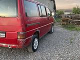 Volkswagen Multivan 1993 годаүшін1 500 000 тг. в Есик