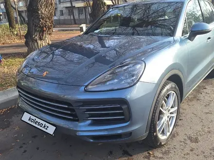 Porsche Cayenne 2018 года за 27 000 000 тг. в Алматы – фото 3