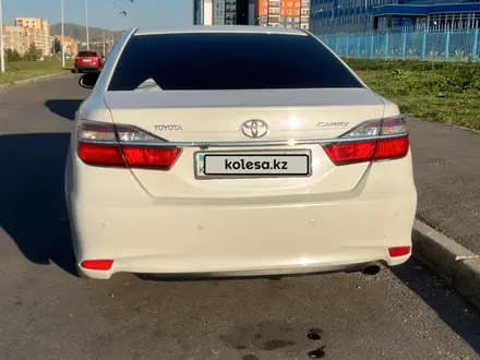 Toyota Camry 2015 года за 9 600 000 тг. в Усть-Каменогорск – фото 3